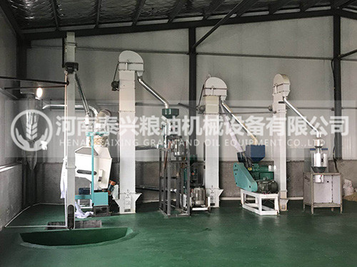 洛陽(yáng)小米加工設(shè)備安裝案例